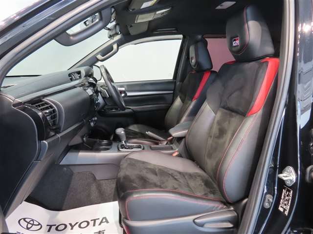 Toyota Hilux 11