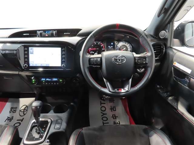 Toyota Hilux 5