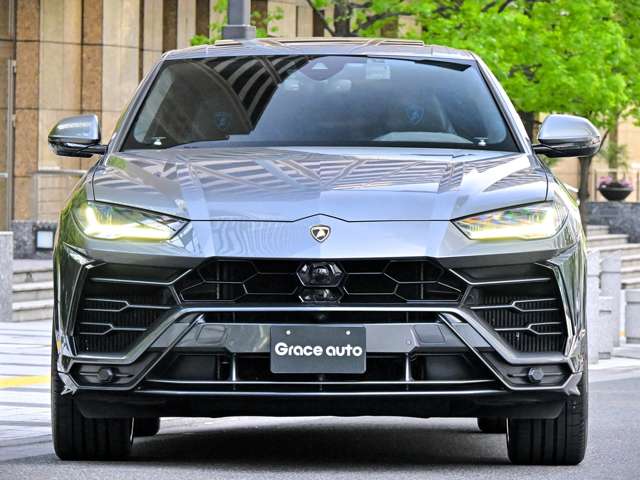Lamborghini ウルス 2