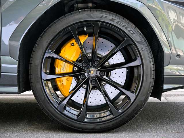 Lamborghini ウルス 10