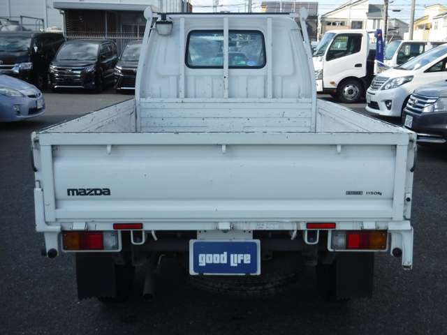 Mazda Bongo Truck 5