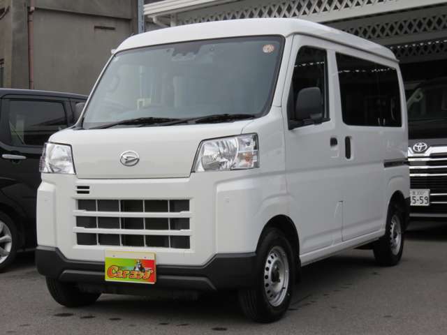 Daihatsu Hijet Cargo 6