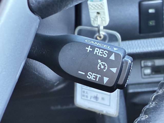 Toyota Voxy 11