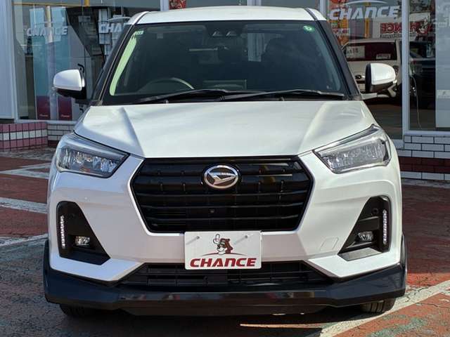 Daihatsu Rocky 6