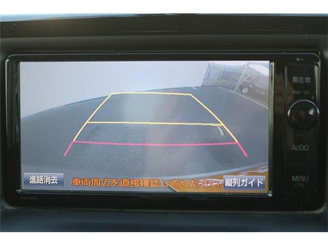 Toyota Noah 4
