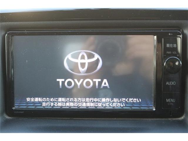 Toyota Noah 5