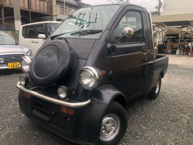 Daihatsu Midget II 9