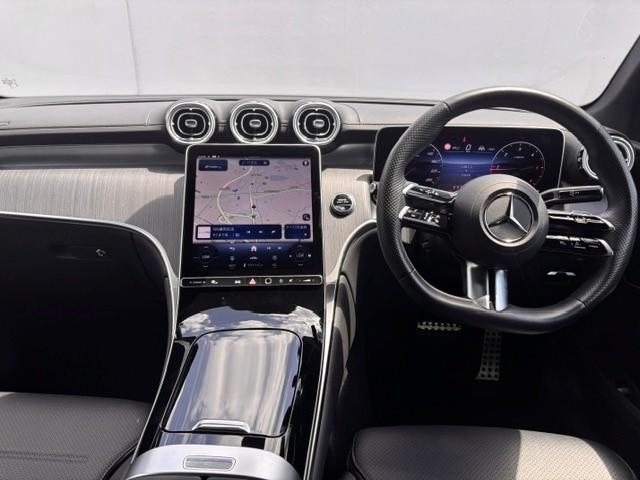 Mercedes-Benz GLC 10