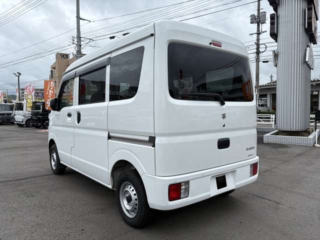 Suzuki Every 8