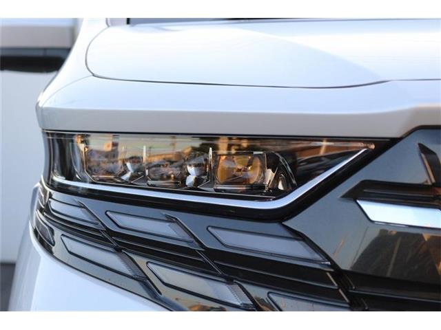 Toyota Alphard 12