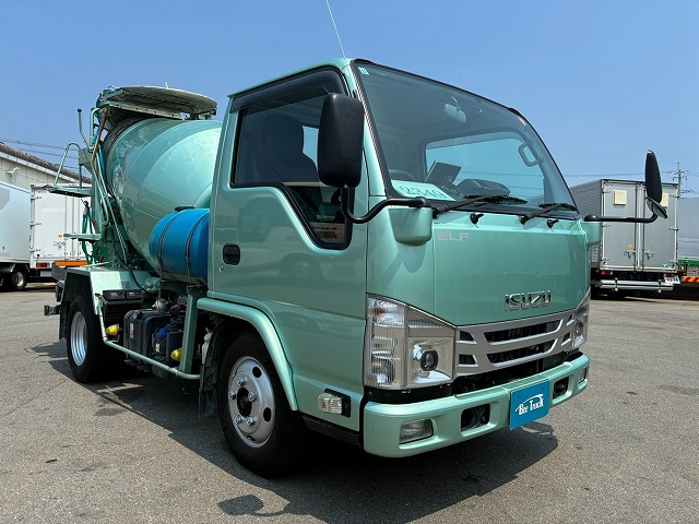 Isuzu Elf 4