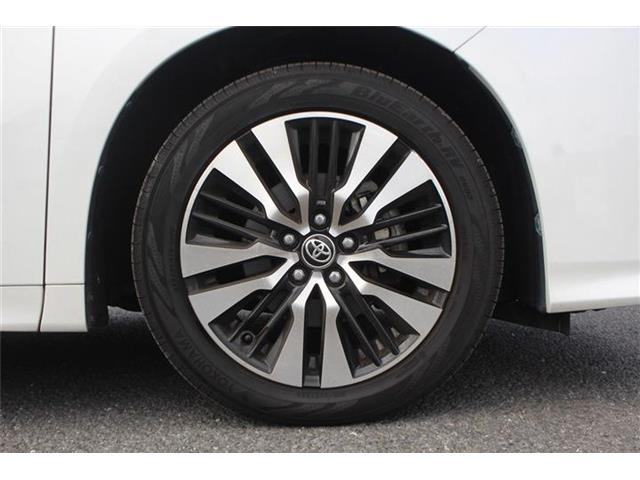Toyota Alphard 12