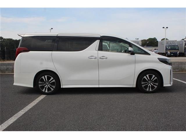 Toyota Alphard 10