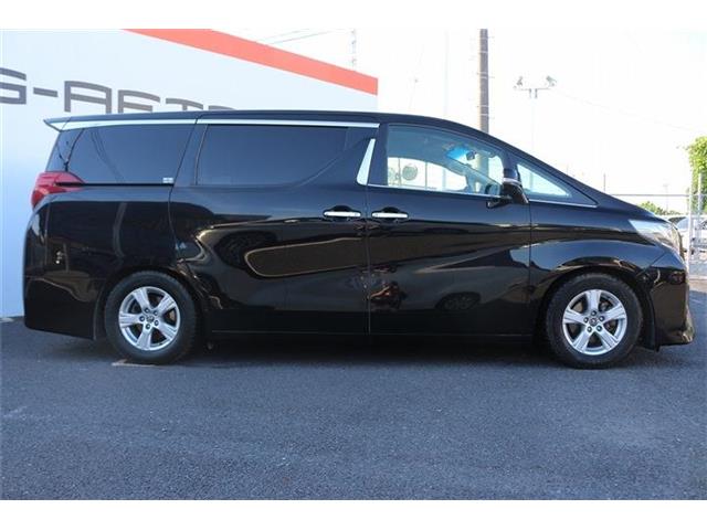 Toyota Alphard 11