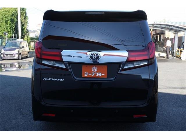 Toyota Alphard 10