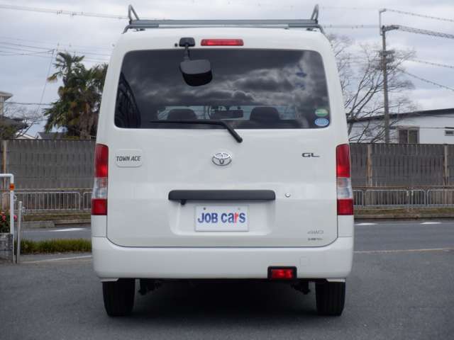 Toyota Town Ace Van 12