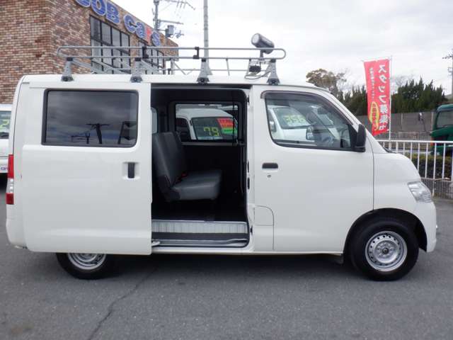 Toyota Town Ace Van 10