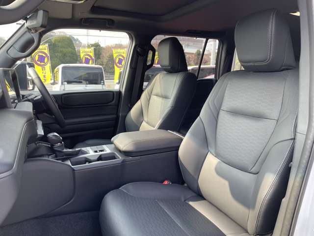 Toyota Land Cruiser 250 11