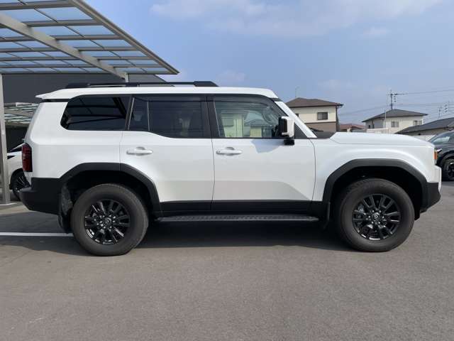 Toyota Land Cruiser 250 3