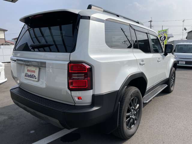 Toyota Land Cruiser 250 4