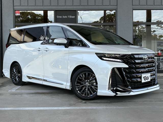 Toyota Vellfire 8
