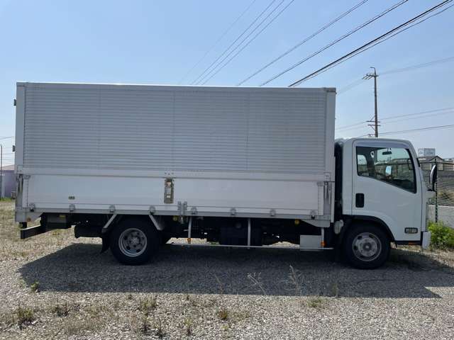 Isuzu Elf 3