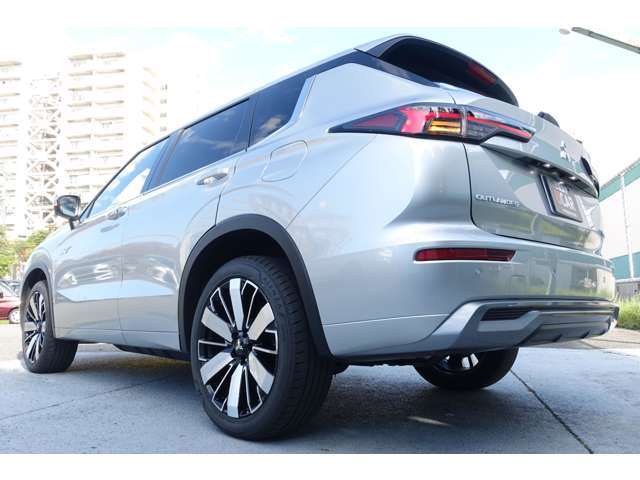 Mitsubishi Outlander 12