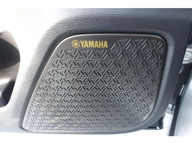 Mitsubishi Outlander 2