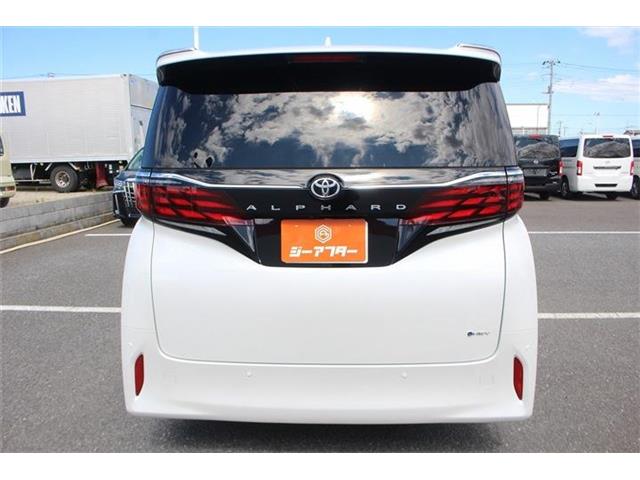 Toyota Alphard 11