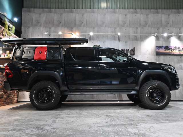 Toyota Hilux 11