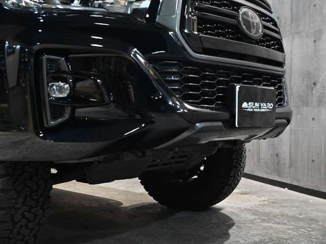 Toyota Hilux 4