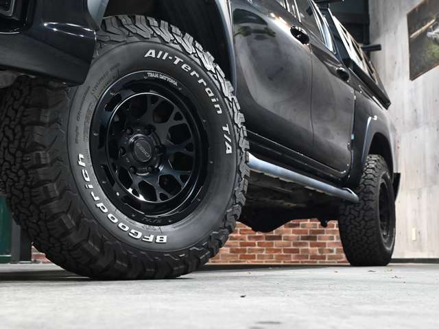 Toyota Hilux 10