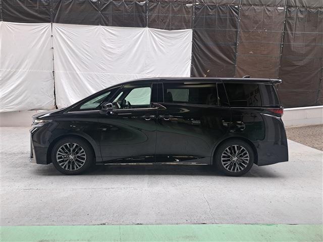 Toyota Vellfire 7