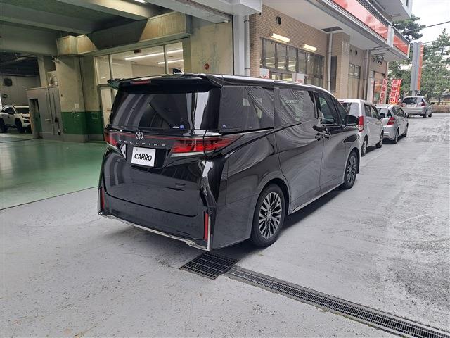Toyota Vellfire 10