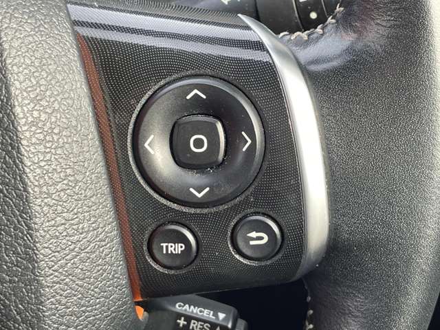 Toyota Sienta 12