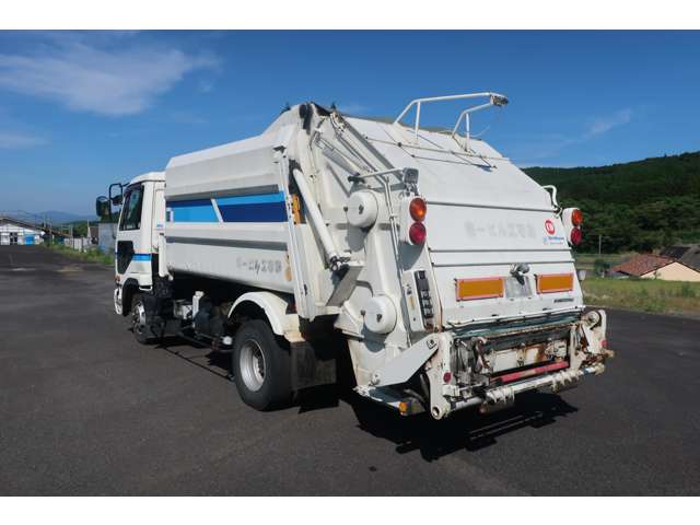 Nissan Condor 5