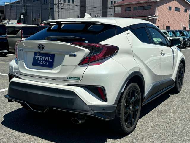 Toyota C-HR 12