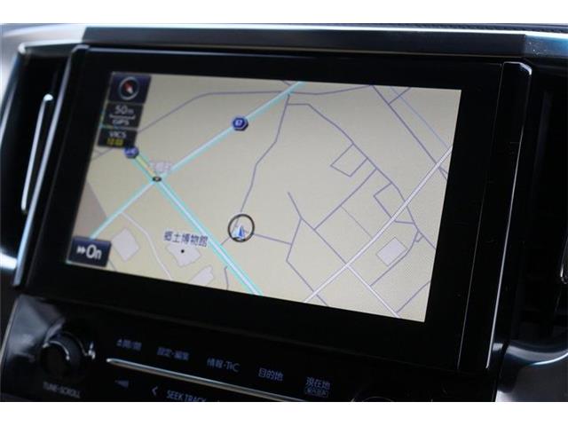 Toyota Alphard 3