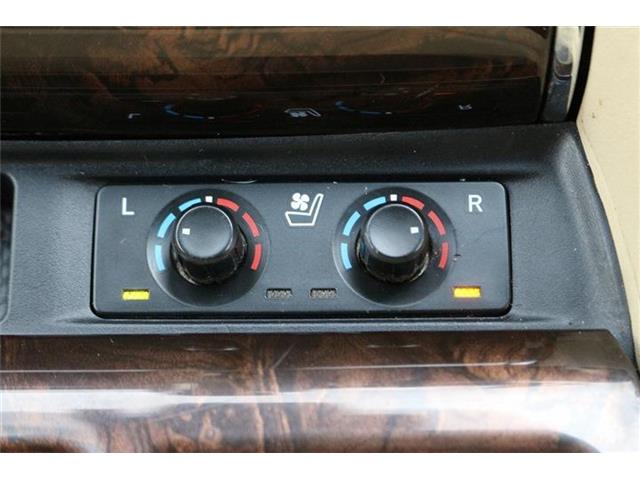 Toyota Alphard 6