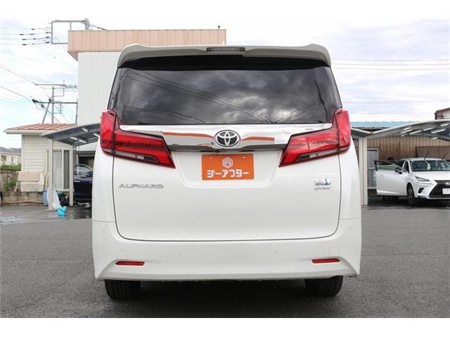 Toyota Alphard 10
