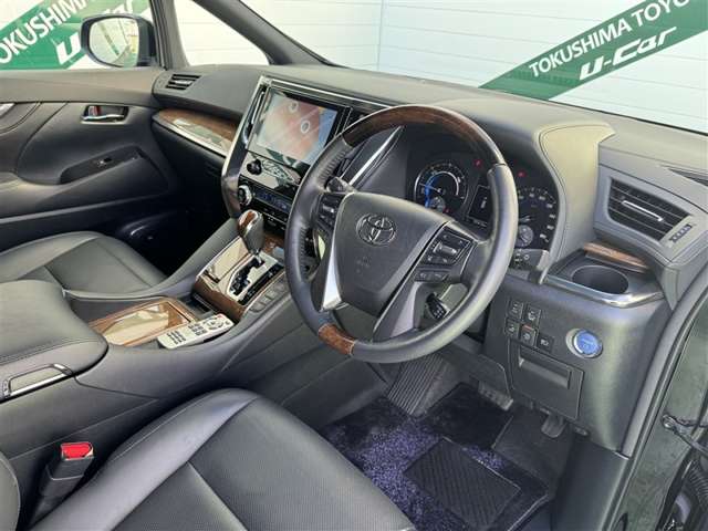 Toyota Alphard 10