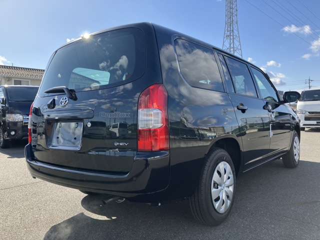 Toyota Probox Van 12