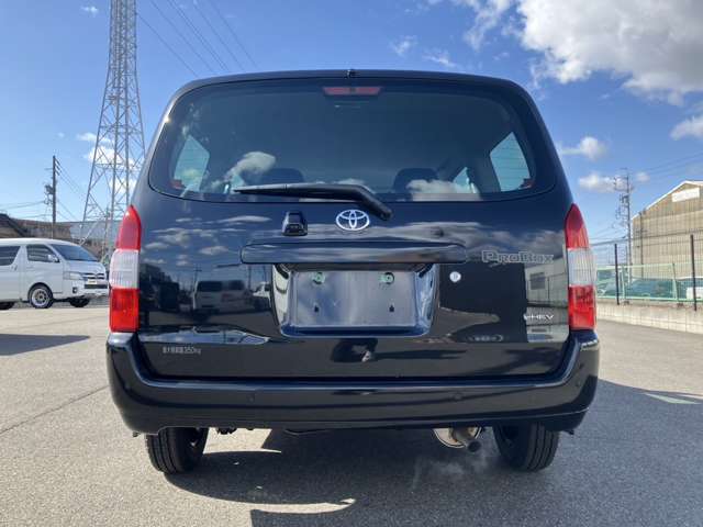 Toyota Probox Van 9