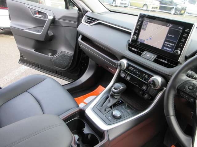 Toyota RAV4 2