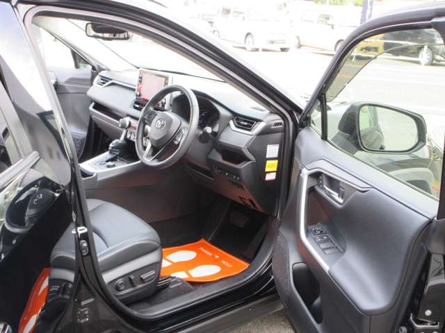 Toyota RAV4 10