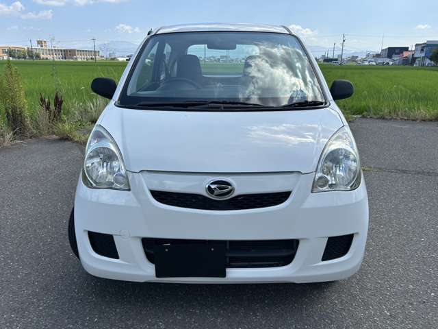 Daihatsu Mira 2