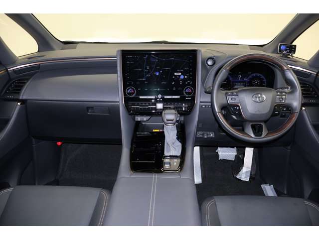Toyota Alphard 8