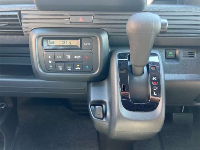 Honda N-VAN 5