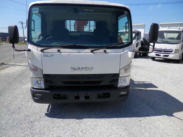 Isuzu Elf 2