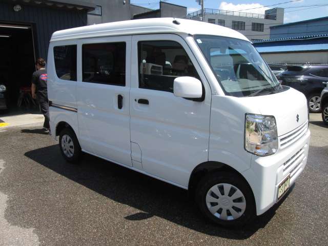 Suzuki Every 12